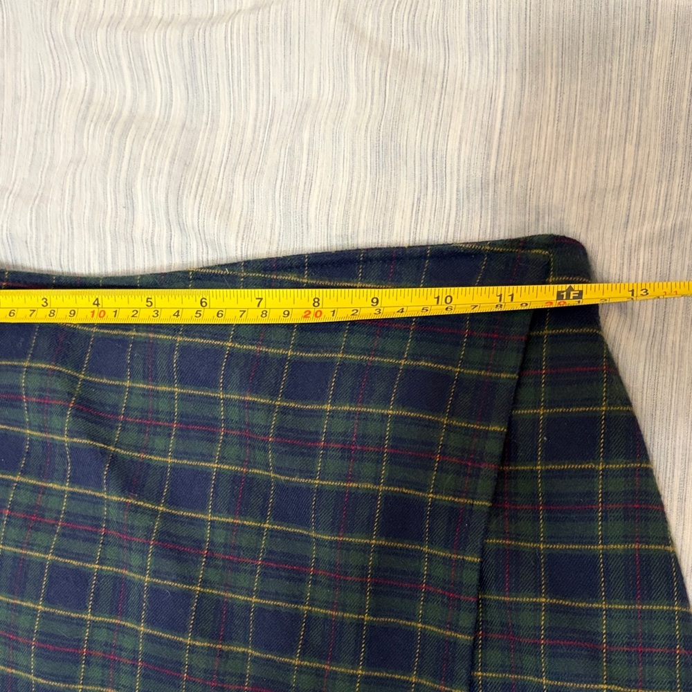 Hollister Plaid Mini Skirt Duo in Red and Black - Picture 8 of 9